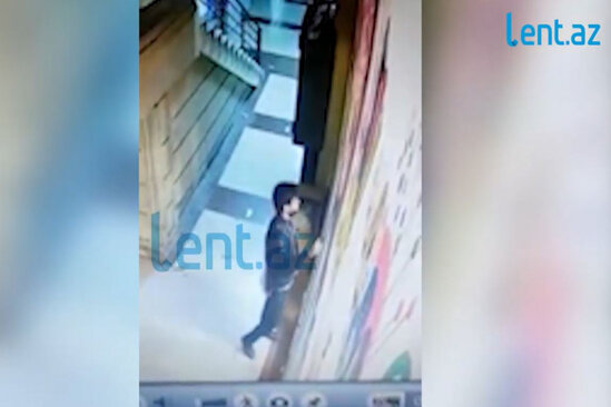 Bakıda yeniyetmə mağazanı belə yardı - VİDEO