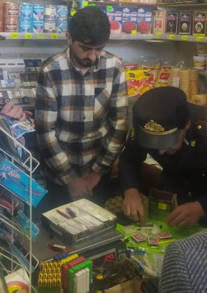 Ərzaq mağazasında "patı" satan şəxs tutulub - FOTO
