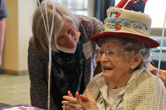 105 yaşlı qadının uzunömürlülüyünün sirri açıqlandı - FOTO
