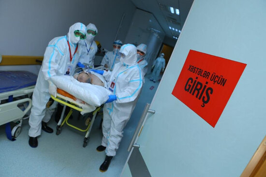 Azərbaycanda bu şəxslər COVID-19-u daha ağır keçirir - Nazirlikdən AÇIQLAMA