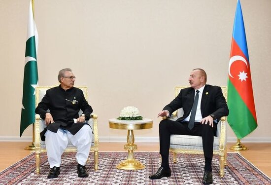Prezident İlham Əliyev Pakistan Prezidenti Arif Alvi ilə görüşüb - FOTO