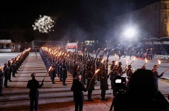 Merkellə vida mərasimi keçirildi - FOTO