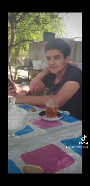 Azərbaycanda intihar edən məktəbli oğlanın FOTOSU