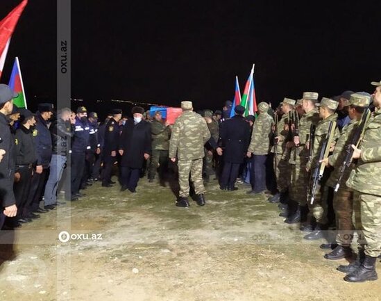 Kəlbəcərdə şəhid olan hərbi qulluqçumuz dəfn edildi - YENİLƏNİB + FOTO