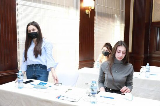 Jurnalistlər üçün növbəti təlim keçirildi - FOTOLAR