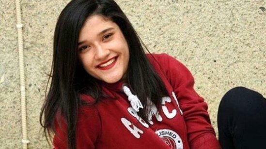 Üzünü yandırıb, onu kor edən adama ərə getdi - FOTO