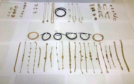 Gürcüstandan ölkəyə gələn yük maşınında zərgərlik məlumatları aşkarlanıb