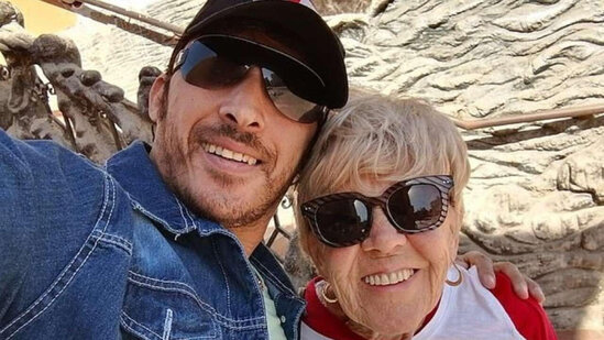 82 yaşlı ilə ailə quran 36 yaşlı Məhəmmədin eşq hekayəsi - FOTO