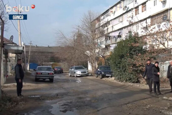Gəncənin baxımsız mikrorayon yolları sakinləri çıxılmaz vəziyyətdə qoydu - VİDEO