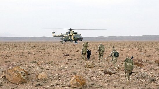Naxçıvan Qarnizonunda Vətən Müharibəsinin təcrübəsi ilə xüsusi təyinatlı bölmələrin təlimi keçirildi (VİDEO)