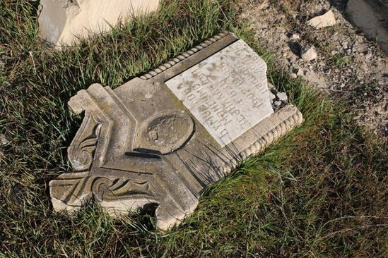 Azərbaycan qəbiristanlıqların dağıdılması ilə bağlı beynəlxalq təşkilatlara hesabat təqdim edəcək - FOTO