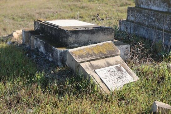 Azərbaycan qəbiristanlıqların dağıdılması ilə bağlı beynəlxalq təşkilatlara hesabat təqdim edəcək - FOTO