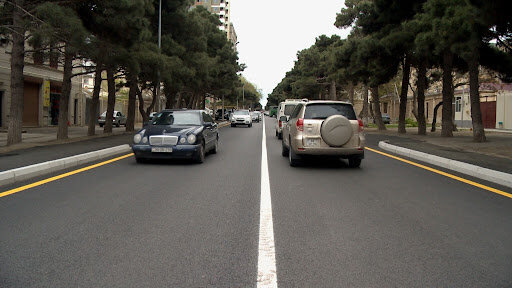 "Oranı keçənə kimi dua edə-edə gedirik" - Qaranlıq yollara nə zaman işıq çəkiləcək?