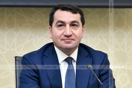 Hikmət Hacıyev İlham Əliyevi təbrik etdi - FOTO