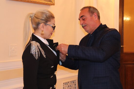 "Qalib Sərkərdə" - QƏLƏBƏMİZ barədə kitab nəşr olundu - FOTOLAR