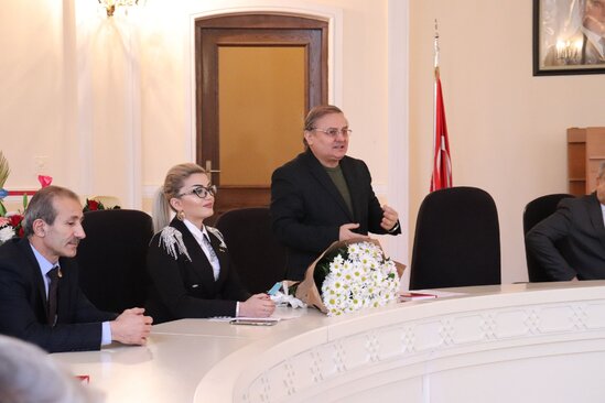 "Qalib Sərkərdə" - QƏLƏBƏMİZ barədə kitab nəşr olundu - FOTOLAR