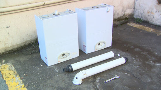 Dövlət idarəsindən kombi oğurlayan şəxslər ƏLƏ KEÇDİ - FOTO/VİDEO