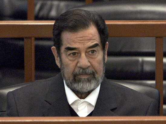 Səddam Hüseynin müdafiəsi üçün iki prezident pul ayırıb - FOTO