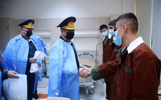 Zakir Həsənov yaralı hərbçilərimizlə görüşdü - FOTO