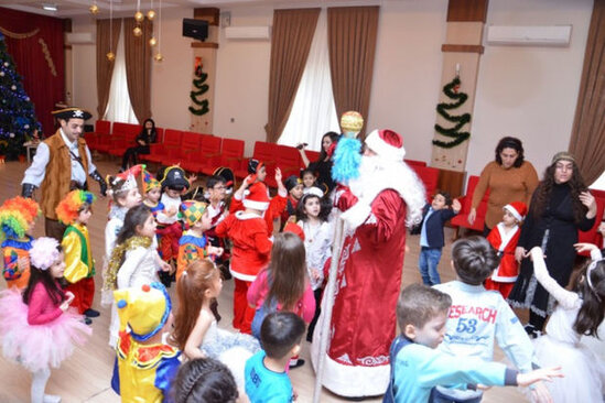 Göyçayda Yeni İl şənliyində karantin qaydaları pozulub