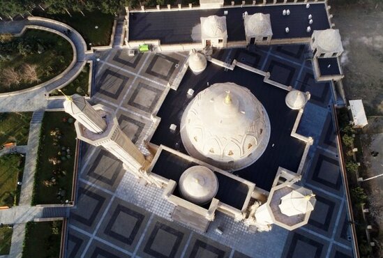 Prezidentlə xanımı "Fatimeyi Zəhra" məscidində - FOTOLAR