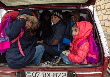 Təhsilin Diqo səviyyəsi... - Uşaq durub neyləsin?