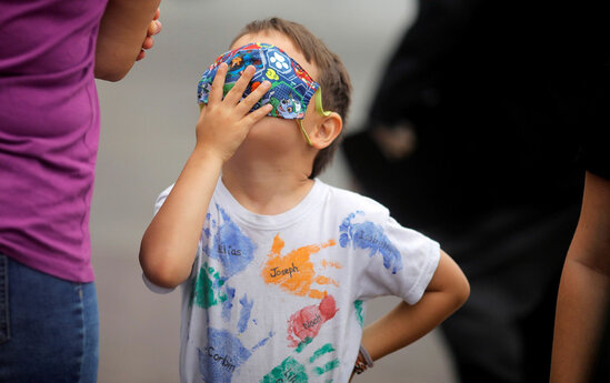 Sosial şəbəkələrdə uşaqların fotosunu paylaşanlara MÜRACİƏT