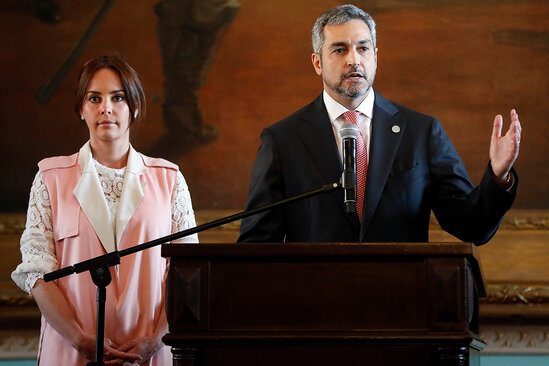 Bu ölkənin prezidenti koronavirusa yoluxdu - FOTO