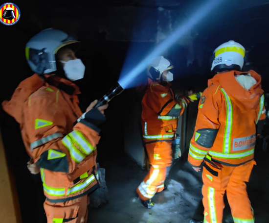 Qocalar evində yanğın: Çox sayda ölü və yaralı var - FOTO