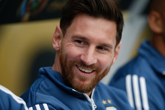 Messi həmkarından niyə narazıdır?