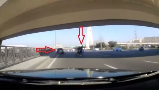 Bakıda sürücü son anda qəzadan qurtuldu - ANBAAN VİDEO