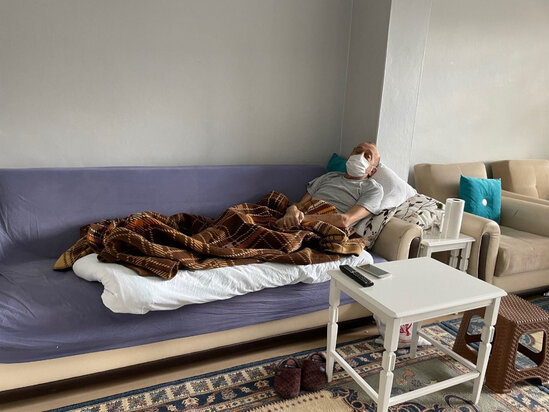 78 COVID testi pozitiv çıxan şəxs 14 aydır karantindədir - VİDEO