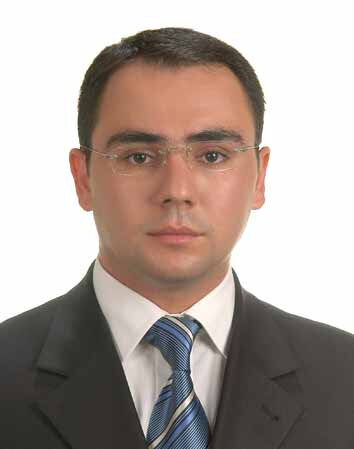 Azərbaycanda direktor koronavirusdan vəfat etdi - FOTO