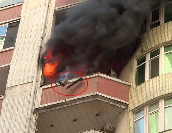 Nərimanovdakı yanğından canını zorla qurtaran MÜĞƏNNİ DANIŞDI - VİDEO