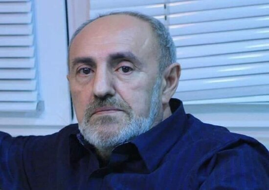 Dəli olmaqdan qorxdu, üzünə "ölüm hökmü" oxundu, məşhur diktorla şayiəsi yayıldı - Ona niyə fəxri ad vermədilər?