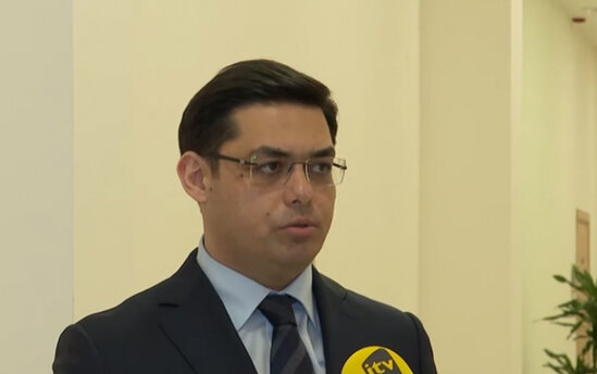 Deputat evsiz qalan şəhidin xanımının müdafiəsinə qalxdı: Ona ev verilməlidir - FOTO