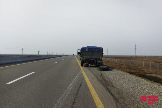 Salyanda bir nəfərin ölümü ilə nəticələnən qəzanın görüntüləri - YENİLƏNİB + FOTO/VİDEO