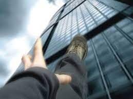 İntihar barədə xəbərlər bu hadisələri artırır? - AÇIQLAMA