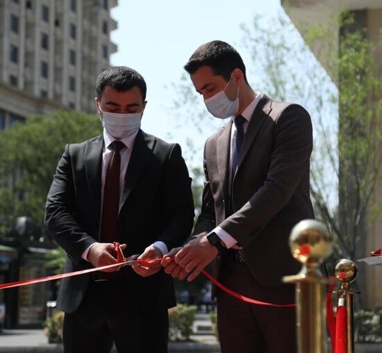 Oğlunun arzusunu yerinə yetirməyən şəhid anası: "Hər dəfə güzgüyə baxanda utanıram"