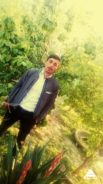 Bakıda tanınmış blogerin başını kəsən əmisi oğlunun FOTOLARI