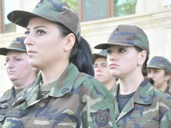 Qadınların hərbi məktəblərdə təhsil alması təklif edilir