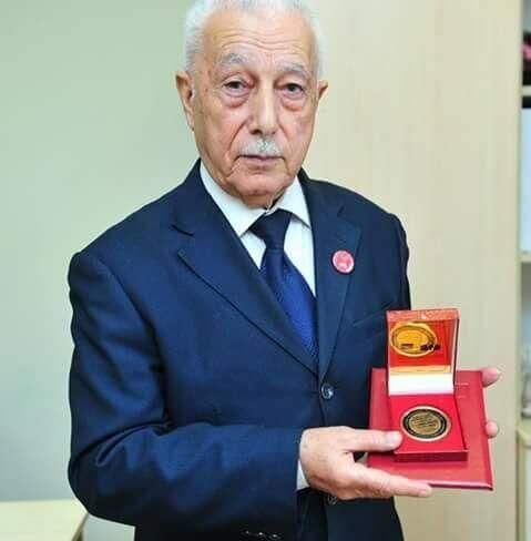 Memarlıq və İnşaat Universitetinin professoru vəfat edib - FOTO