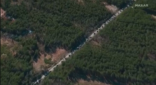 Rusiyanın nəhəng hərbi karvanı Kiyevə doğru irəliləyir - YENİ GÖRÜNTÜLƏR