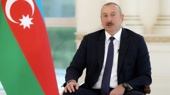 Bu qadınlar təltif edildi - SƏRƏNCAM