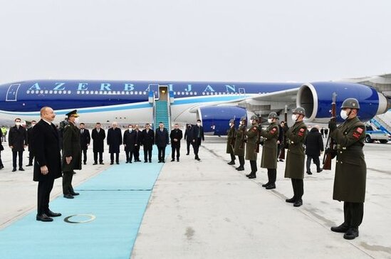 İlham Əliyev Ankarada qarşılandı - YENİLƏNİB + FOTO/VİDEO