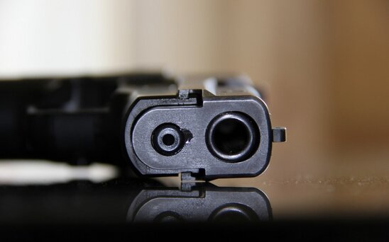 Mer olmaq istəmədi: Özünü güllələdi