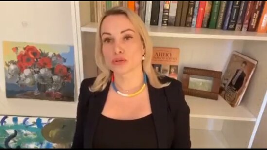 ORT-nin canlı yayımında şüar qaldıran qadın danışdı - VİDEO