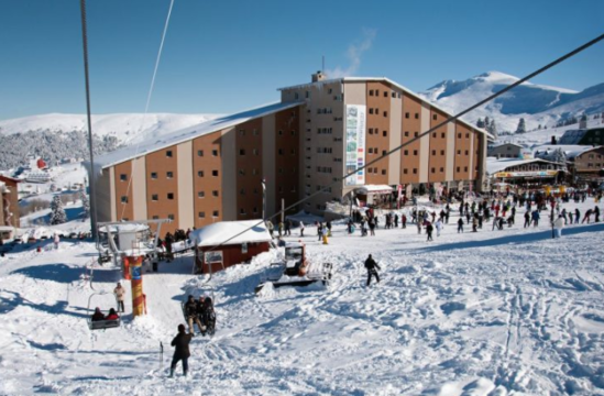 Türkiyənin ən əhəmiyyətli turizm mərkəzlərindən biri - Uludağ