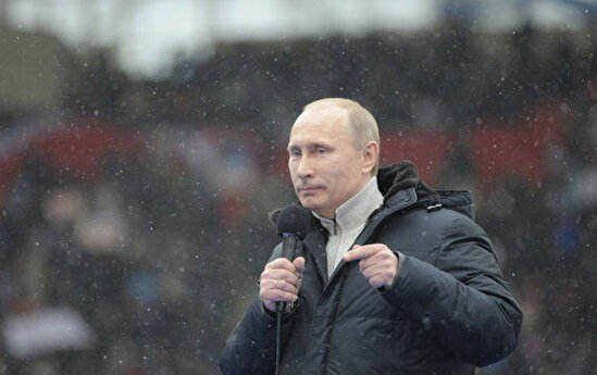 Putinin çıxışı yarıda kəsildi - VİDEO