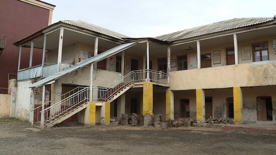 Qazax Müəllimlər Seminariyasının tarixi binası təmir olunur